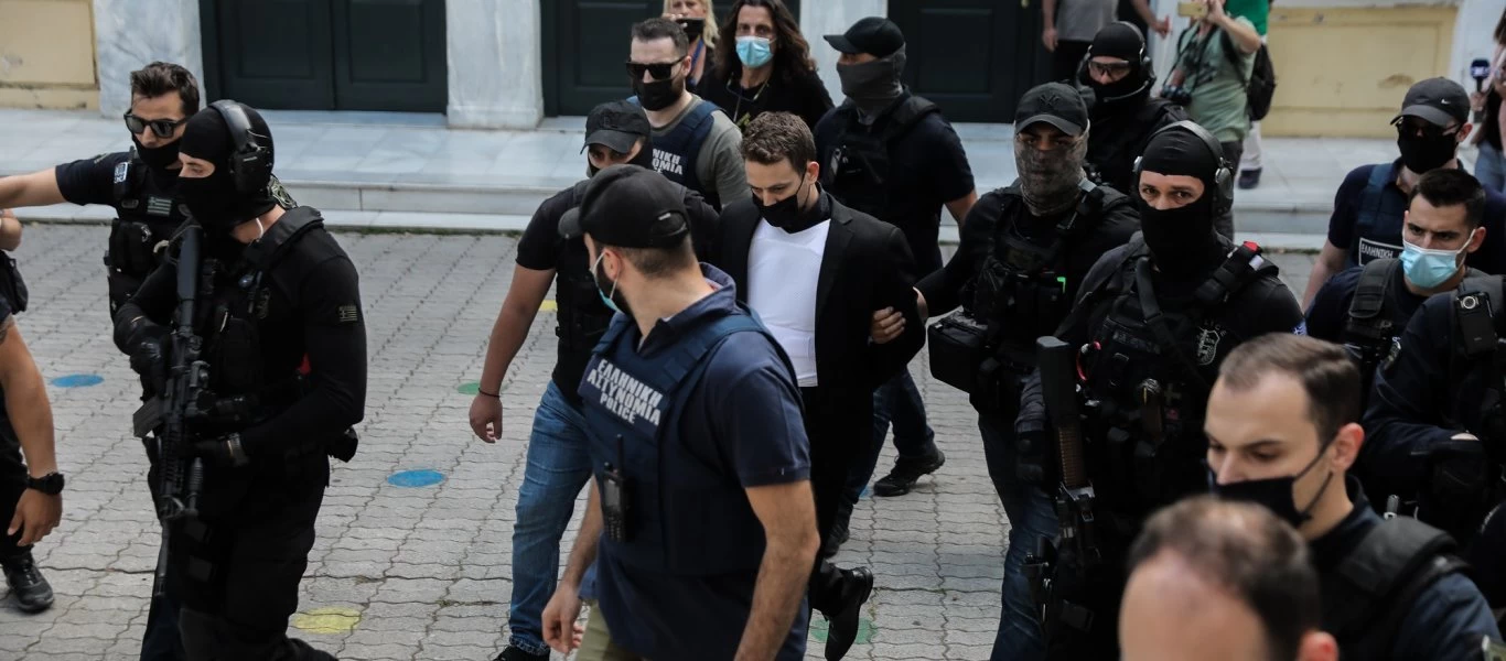 Γλυκά Νερά: Ποιος επισκέφτηκε πρώτος τον δολοφόνο της Καρολάιν στη ΓΑΔΑ και τι είπαν - Γιατί δεν πήγαν οι γονείς του;